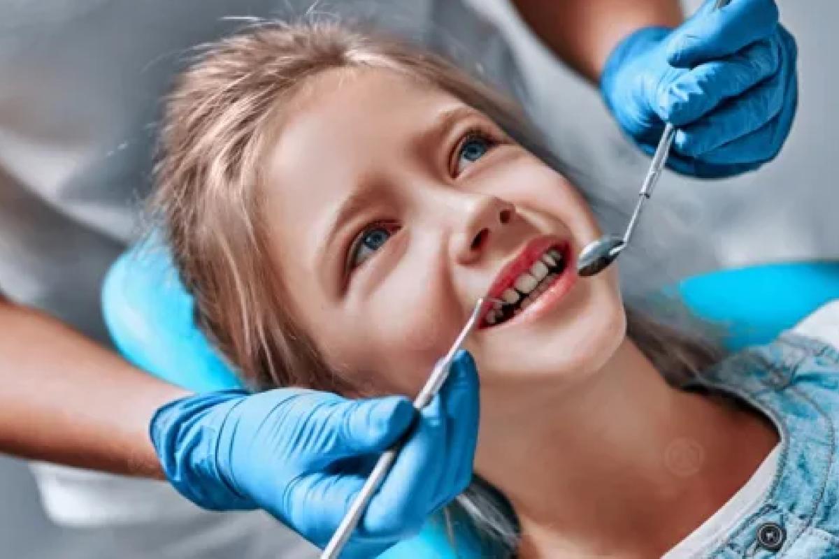 علاج أسنان الأطفال